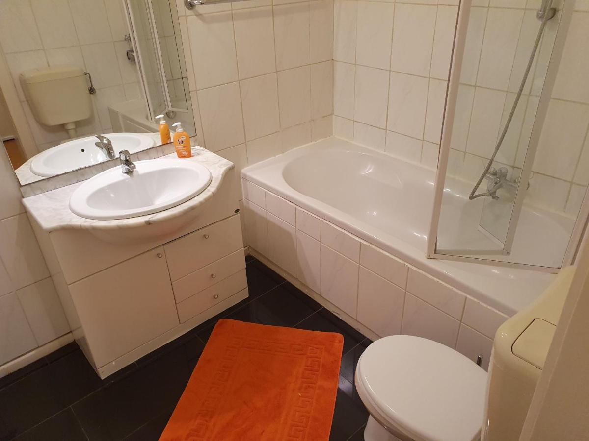 Ferienwohnung Im Zentrum Hannover City, Ruhig, Hbf- Naehe, Freie Oeffentliche Parkplaetze Eksteriør bilde